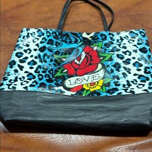 Ed Hardy Purse/Bag Excellent condition what a find, great gift